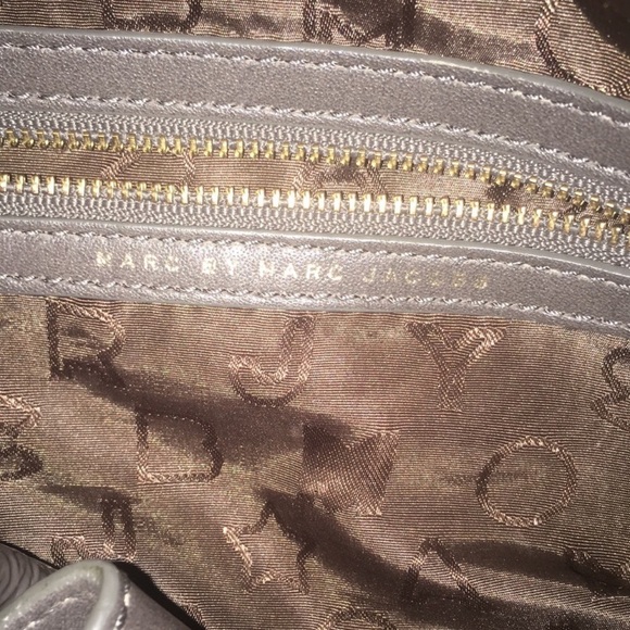 Marc Jacobs Handbag - Picture 5 of 8